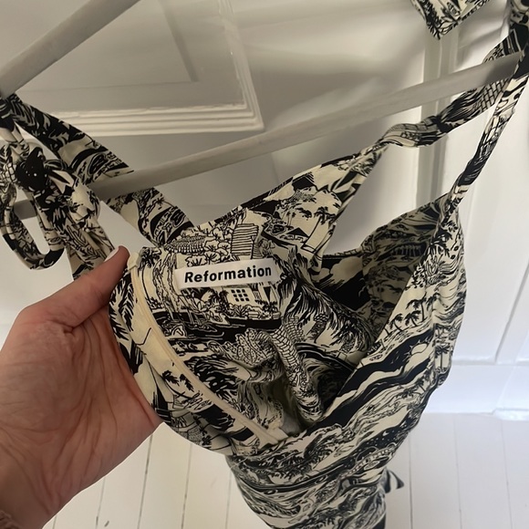 Reformation Yves Dress Size 6 - Picture 5 of 10